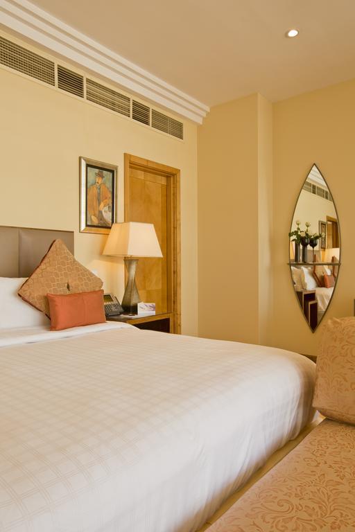 Apartment Phoenicia